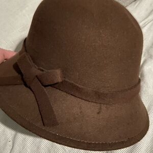 Chic Brown Women's Hat with Bow Accent